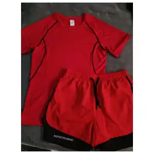CONJUNTO DE PULOVER DE COMPRESIÓN + SHORT CON LICRA miniatura 7
